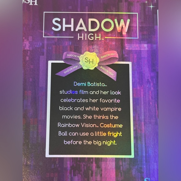 Demi Batisto Shadow High doll - Picture 5 of 7